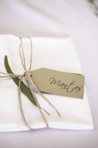 wedding-invitations-hang-tags-12