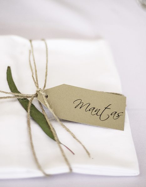wedding-invitations-hang-tags-12
